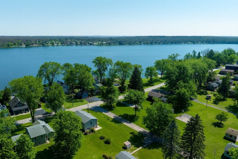 Best Shower Installation pros in Grayslake, IL